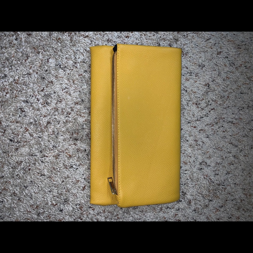Mustard yellow clutch